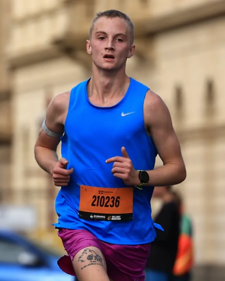 Owen Dumsday racing the Ballarat half marathon